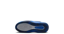 BOYS BIG KID ISOFLY BASKETBALL SHOE><noscript><img width=