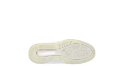 BOYS BIG KID ISOFLY BASKETBALL SHOE><noscript><img width=