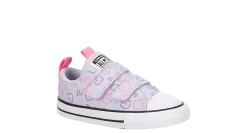 GIRLS INFANT CHUCK TAYLOR ALL STAR HEARTS SNEAKER>CONVERSE Clearance