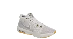 MENS LEBRON WITNESS 8 BASKETBALL SHOE>NIKE