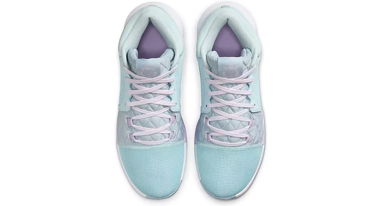 MENS LEBRON WITNESS 8 BASKETBALL SHOE>NIKE