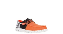 MENS WALLY SLIP ON SNEAKER>HEYDUDE