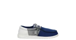 MENS WALLY TRI-VARSITY SLIP ON SNEAKER>HEYDUDE New