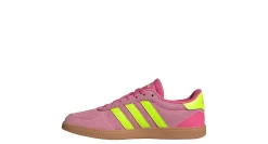 WOMENS BREAKNET SLEEK SNEAKER><noscript><img width=