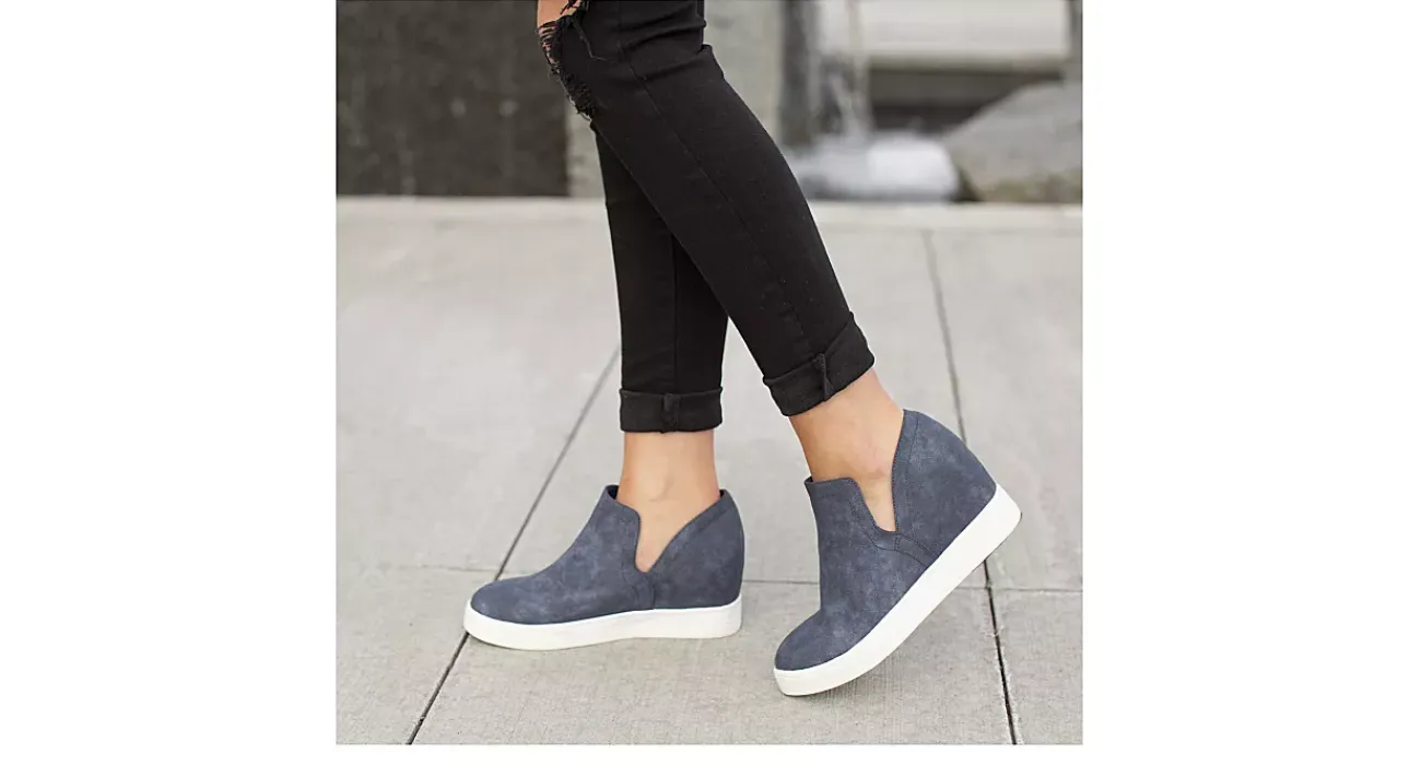 WOMENS CARDI WEDGE SNEAKER>JOURNEE COLLECTION New
