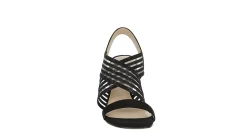 WOMENS ELISA SANDAL><noscript><img width=