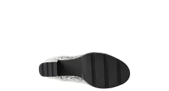 WOMENS ISLANA CASUAL SHORT BOOTIE><noscript><img width=