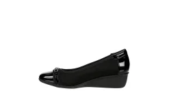 WOMENS KINSLY PUMP><noscript><img width=