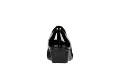 WOMENS KINSLY PUMP><noscript><img width=