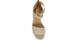 WOMENS LIZZIE WEDGE SANDAL><noscript><img width=