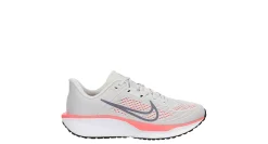 WOMENS QUEST 6 RUNNING SHOE>NIKE Best
