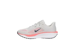 WOMENS QUEST 6 RUNNING SHOE><noscript><img width=