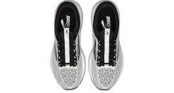 WOMENS REVEL 7 RUNNING SHOE><noscript><img width=