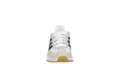 WOMENS RUN 70S 2.0 SNEAKER><noscript><img width=